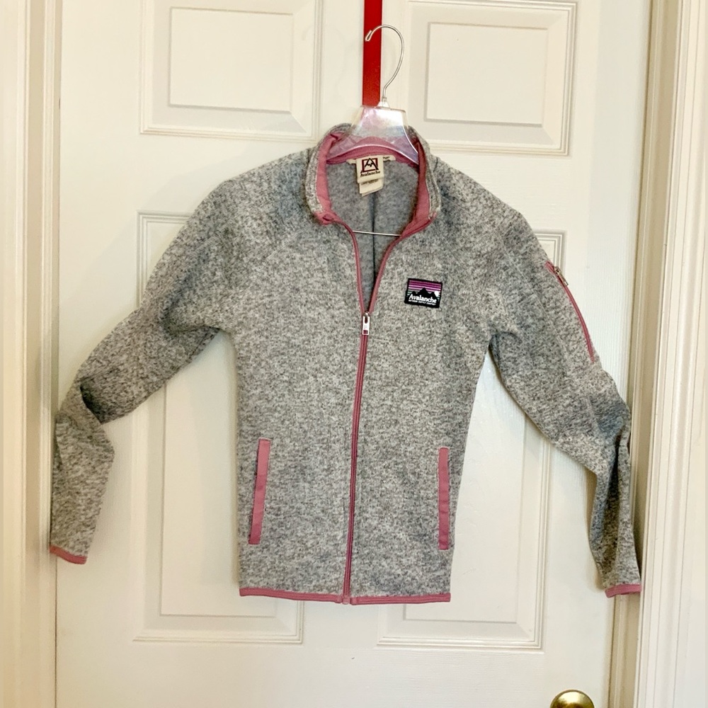 NICE MID-WEIGHT FITNESS SWEATER / JACKET.